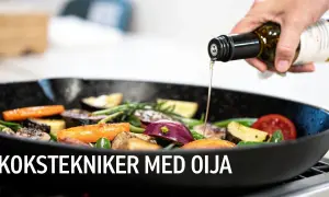 En hand häller rapsolja över grönsaker i en stekpanna. Smör och rapsolja istället för smör är en bra idé för hälsan.